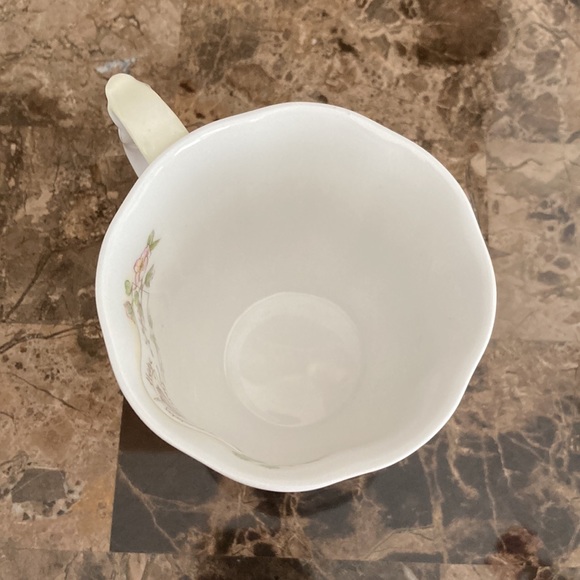 SPRING Brambly Hedge Beaker Mug Coffee or Tea Cup Bone China England - Vintage - Picture 7 of 8